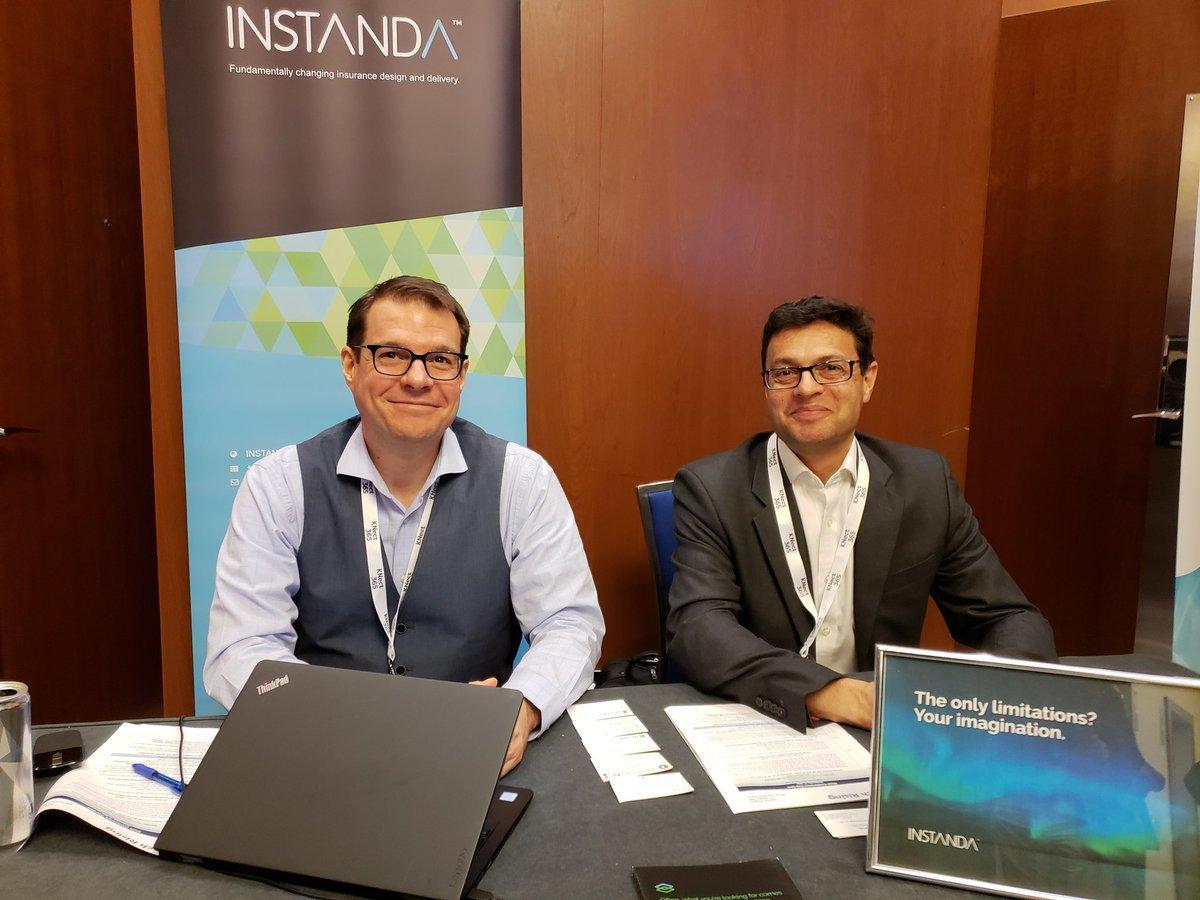 Instanda CEO Tim Hardcastle (right)